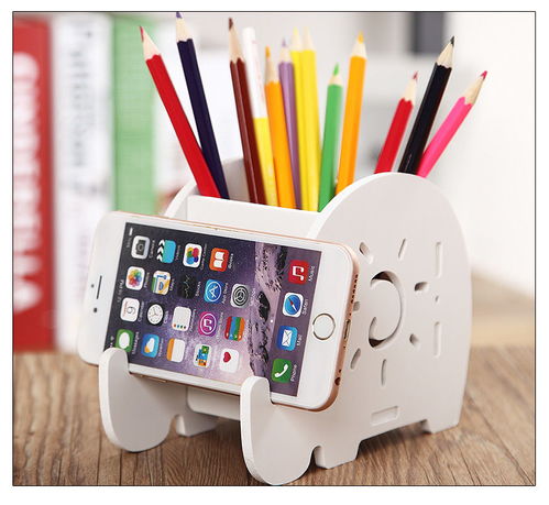 創意時尚筆筒手機架 桌面收納的多功能利器